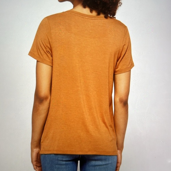 Market & Spruce Hannah V Neck Pocket Knit Tee - Picture 2 of 5